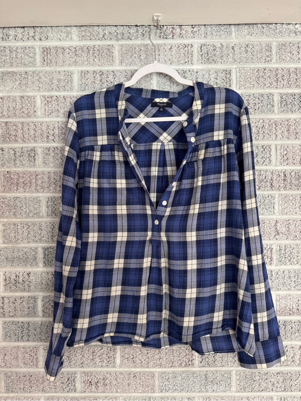 Madewell Blue and White Plaid Button-Down Shirt